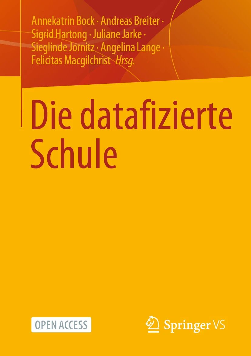 DatafiedSchools's tweet photo. 🏫👨‍🎓🧑‍🎓Wie verändert sich #Schule durch die zunehmende Relevanz daten-intensiver Systeme? 🤖

Wir präsentieren die Ambivalenzen, Spannungen und Brüche in unserem #openaccess Buch.

Editors on Twitter: @andy2pandy @juliane_jarke @discoursology  @alange777 https://t.co/JNHst21aK9 https://t.co/S4GiAQf9n6