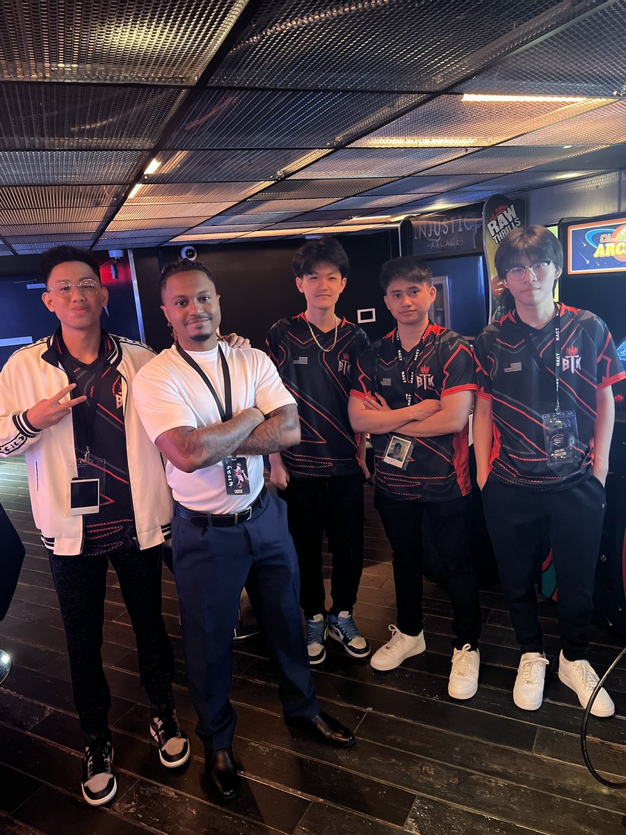 Stephweezytv's tweet photo. These four rookies and Mobazane took down Outplay, North America’s undefeated super team for the NACT 2023 Spring Grand Finals! Congratulations BTK on making the impossible possible! 

#MobileLegendsBangBang #2023NACTSpringSeason #NACT #MSCNAQualifier #NASEF #BTK #mobazane #MLBB https://t.co/gfTc5v5gIB