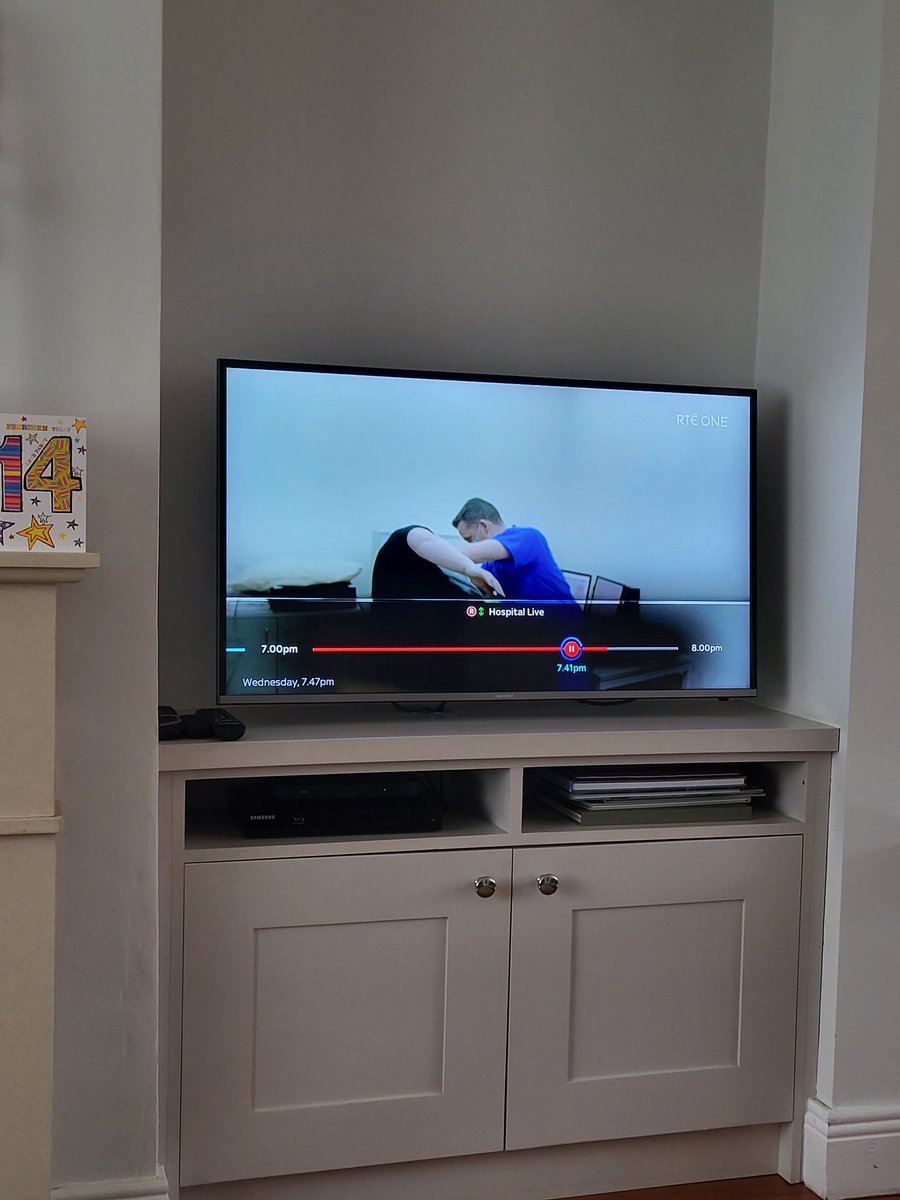 Dervilladanaher's tweet photo. Tuning into #hospitallive, fantastic work in our vestibular and critical care services #matertrauma, #materphysio https://t.co/NJackNsDp5