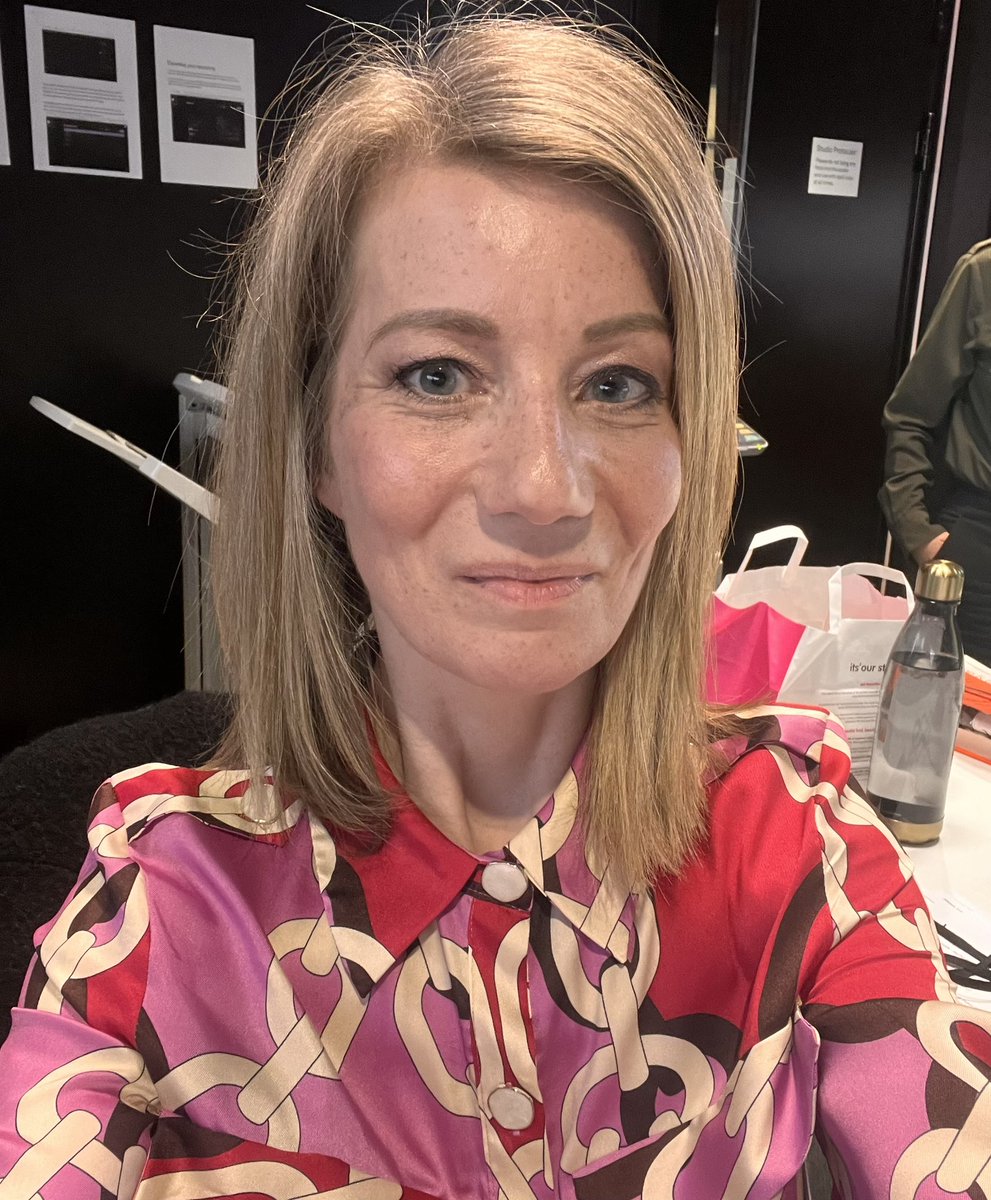 Evening from <a href="/TimesRadio/">Times Radio</a>:

8.05pm <a href="/rkbnyc/">Rachel Bowie</a> Harry car chase
8.20pm <a href="/lara_spirit/">Lara Spirit</a> Hunt immigration
8.35pm <a href="/emmagannon/">Emma Gannon</a> Success Myth📚
8.50pm <a href="/jgriffintimes/">Jeremy Griffin</a>🗞️
9.05pm <a href="/VitaliJames/">James Vitali</a> house building🏠
9.10pm <a href="/RMCunliffe/">Rachel Cunliffe</a> <a href="/asabenn/">Asa Bennett</a>🗣️
9.35pm <a href="/edpotton/">Ed Potton</a> Depp’s return
9.50pm <a href="/_PaulHayward/">Paul Hayward</a> Fergie