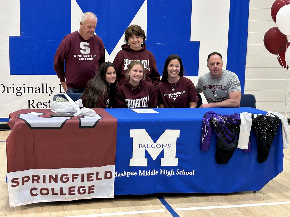 MashpeeAthletic's tweet photo. Ava Kelley- Springfield College Gymnastics https://t.co/aMm835Un0y