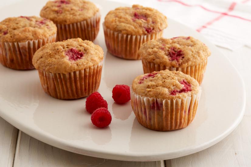 From freshly baked muffins that are bursting with fruit to ones th...foodnetwork.com/recipes/photos…