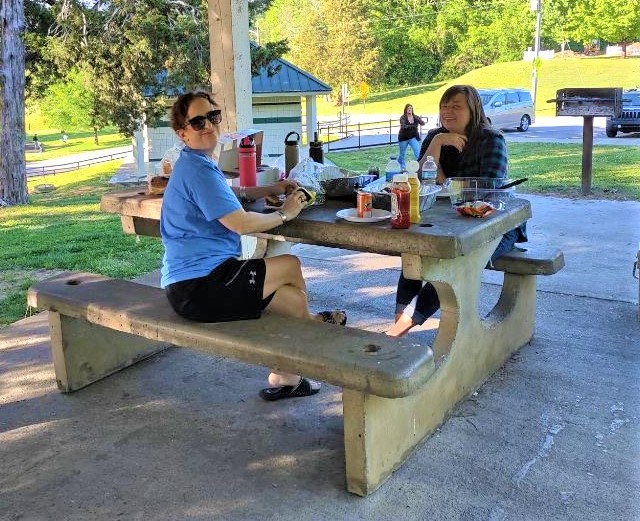 landmarkrecover's tweet image. Landmark Recovery of Knoxville alumni had a lot of fun fishing, grilling, &amp;amp; enjoying the sunshine at Carl Cowan Park for their May event. Alumni Coordinator Samuel Hart did an amazing job getting everyone together &amp;amp; picking a great spot to enjoy. #landmarkrecovery #alumnievent