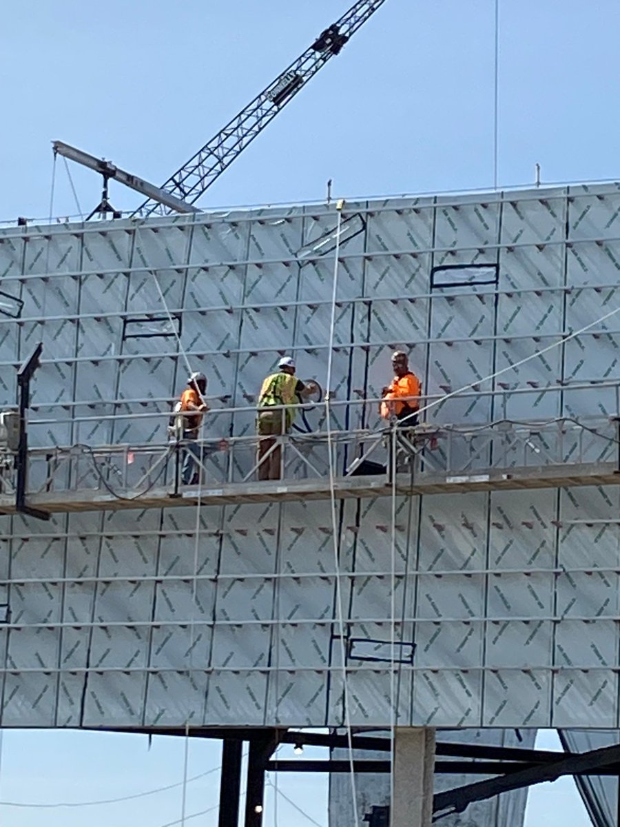 wrmeadows's tweet photo. A giant in the automotive industry is constructing of a massive Innovation Center. This state-of-the-art facility is being built using over 100,000 SF of Air-Shield!

To learn more about Air-Shield, visit https://t.co/pF24qtMt2I.

#wrmeadows #airshield #concrete #construction https://t.co/819ktNAYlV