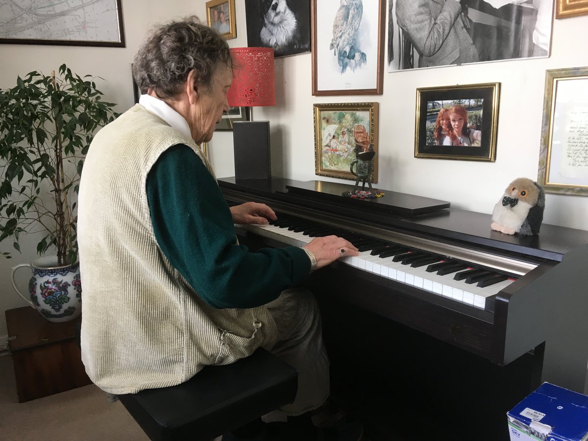 Marc Willcox (@marcwillcox) on Twitter photo My mum died today.
Maureen.
Mother of two.
Grandmother of three.
Lover of dogs.
Compiler of crossword puzzles.
Player of the piano (by ear & in the key of F only).
Expect chatterer of the utmost verbosity.
Sufferer of Alzheimer's & stroke.
And certainly the best mum I ever had.❤️ My mum died today.
Maureen.
Mother of two.
Grandmother of three.
Lover of dogs.
Compiler of crossword puzzles.
Player of the piano (by ear & in the key of F only).
Expect chatterer of the utmost verbosity.
Sufferer of Alzheimer's & stroke.
And certainly the best mum I ever had.❤️