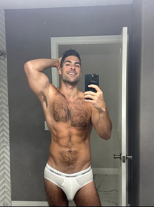 Hello baby❤️ https://t.co/2OVVegQSxf