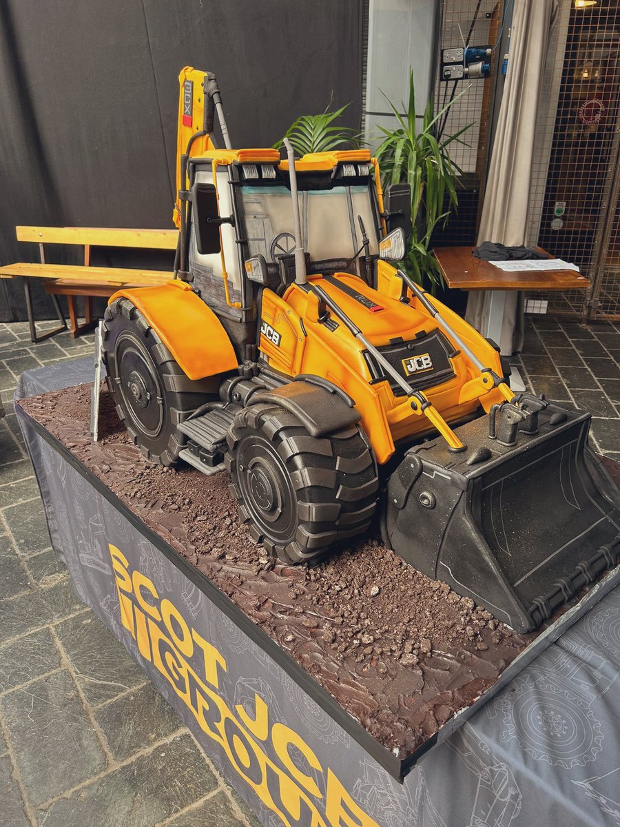 Immensely proud of this one- hard work and practice is paying off! Thank you <a href="/ScotJCB/">Scot JCB</a> for asking me to be a part of your momentous celebration 🚜🫶