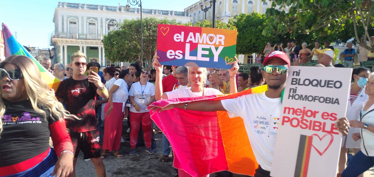 Today marks another anniversary of the Agrarian Reform.

#Cuba is also celebrating the International Day Against Homophobia, Biphobia, and Transphobia.

This is another example of how human rights are respected and guaranteed under our socialist system!

#CubanosConDerechos
