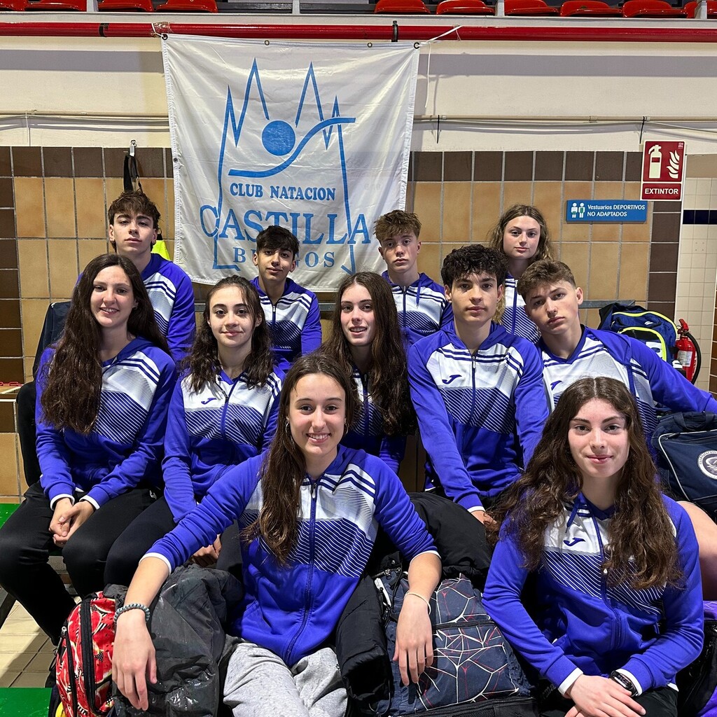 natacastilla's tweet photo. El pasado fin de semana se celebró el Campeonato Villa de Gijón del circuito Grand Prix RFEN, en el que participaron 38 equipos y 431 nadadores de toda España y Portugal. Nuestro club contó con la presencia de 13 nadadores, 7 chicos y 6 chicas, que compi… https://t.co/jnWFRVpI4k https://t.co/MdlNRrSmU8