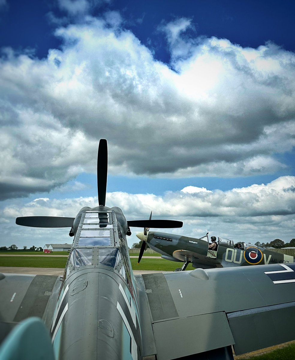 andy_durst's tweet photo. Friends or foes? A great day of flying with @UltimateWarbird
#warbirdflights #buchon #spitfire #ml407 #formationflying #pilots #warbirdexperience #warbirds #taildragger #cloudscape #aviationgeek https://t.co/LzROiVbhtT