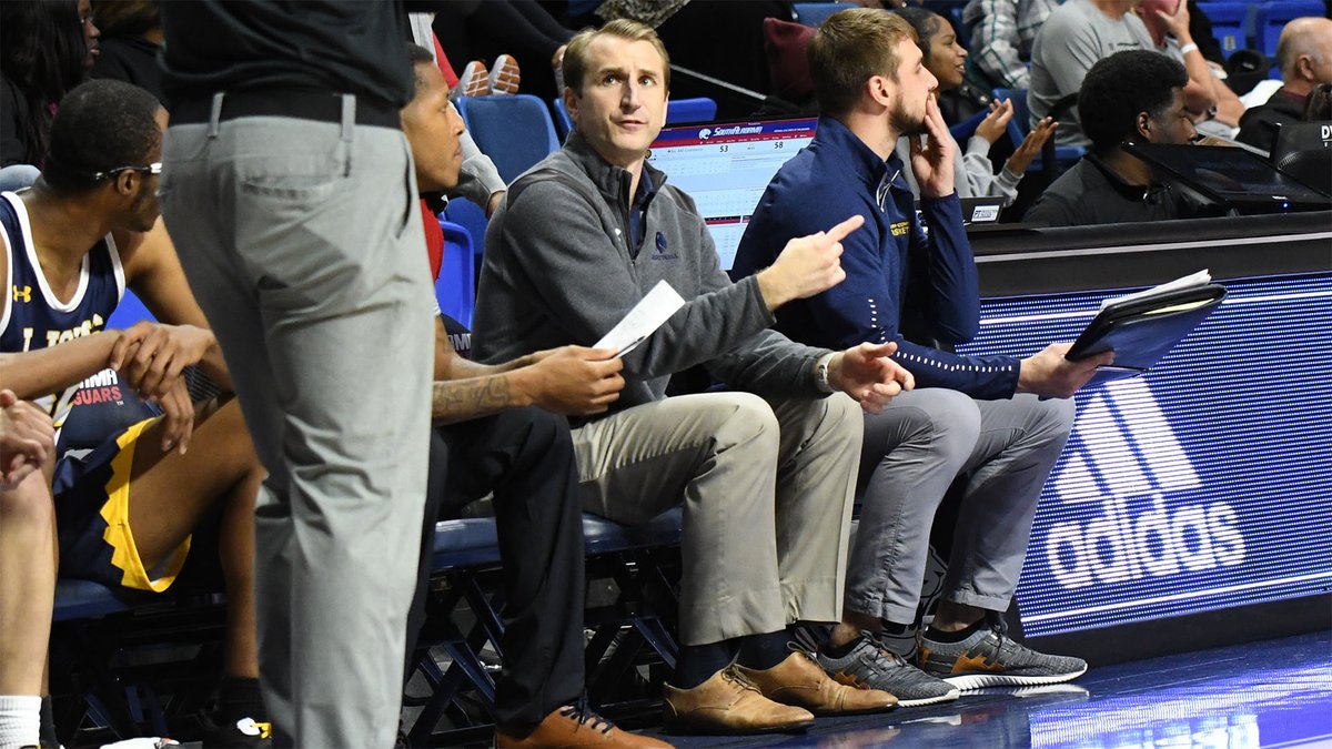 HCrossMBB's tweet photo. We are excited to introduce you to @PaulsenDave's first Holy Cross coaching staff!

Bryson Johnson 
R.J. Evans 
Ted Rawlings 

Full Story: https://t.co/JNfsMbTkrH

#GoCrossGo | @SirSour | @CoachEvansHC | @TeddyBallgame37 https://t.co/o5WN74MAbH