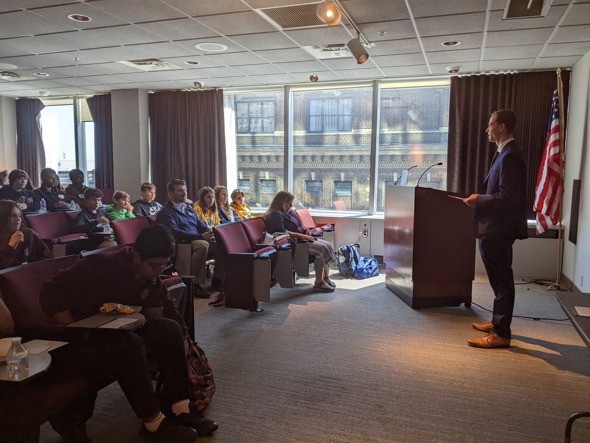 doccathschools's tweet photo. Before the rally the office of @ohiocatholics graciously hosted our students. Not only were they able to take a rest and eat after the road trip down to Columbus. They were able to learn about the work the Catholic Conference does on behalf of the Catholic community. 

Thank you! https://t.co/8Mx7ZBtQ5d