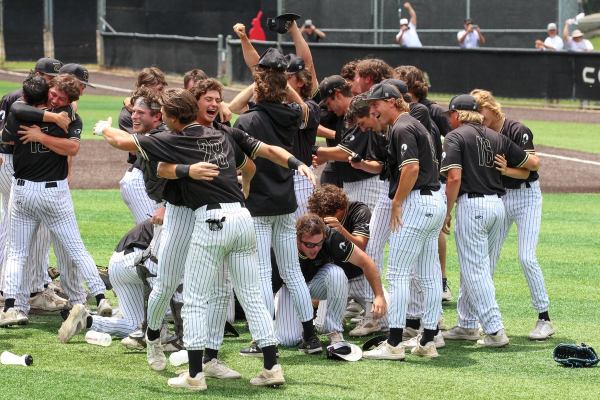 WCCoyotes's tweet image. The Coyotes are headed to Grand Junction for the JUCO World Series after their Regional win yesterday! -- Game summary --&amp;gt; bit.ly/3Oiicoc