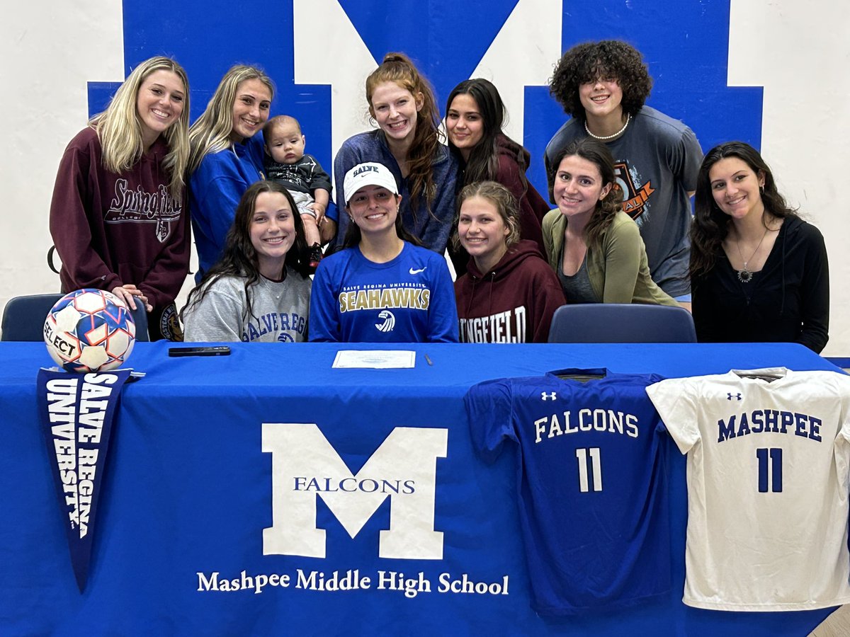 MashpeeAthletic's tweet photo. Ava DeSimone- Salve Regina University- Soccer https://t.co/nDIcKfmPn7