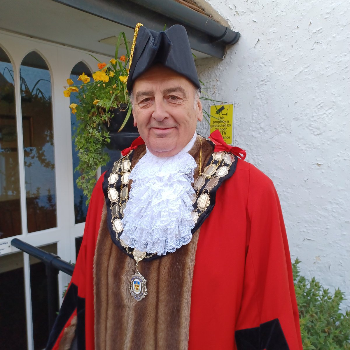 Councillor Nick Gowrley was elected Stowmarket Town Mayor by his fellow Councillors on Wednesday 17th May at the Annual Town Meeting. The new Mayor will be supporting two local charities, Stowmarket Relief Trust and AJ's Legacy, throughout his 12-month term of office.