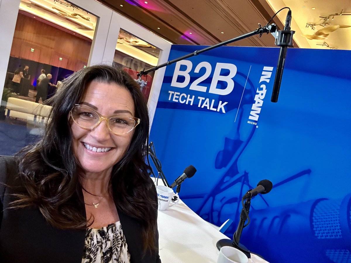 ChannelPR's tweet image. Next up! ⁦@ValaAfshar⁩ and ⁦@SahooSanj⁩ talking about flow and innovating at the speed of need. 

#IngramMicroGCIS23 #Innovation #IngramMicroB2BTechTalk