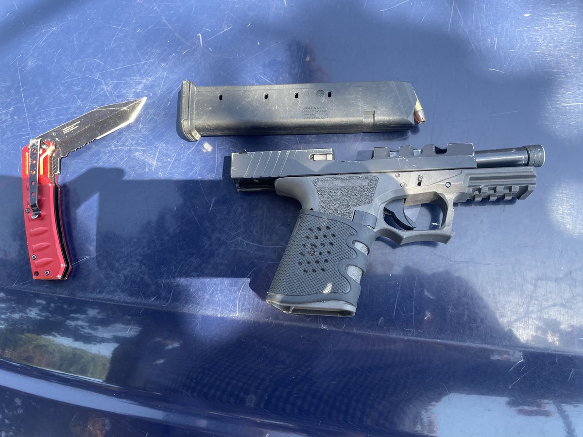 ***HAPPENING NOW***
Units are currently at Willow Glen High School on a report of a student with a firearm on campus.

Two School Resource Officers arrested a student after a brief foot pursuit &amp; confiscated this loaded ghost gun on his person.