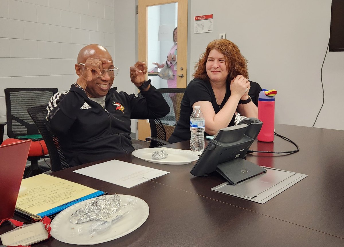 Rachel Porter tweet media