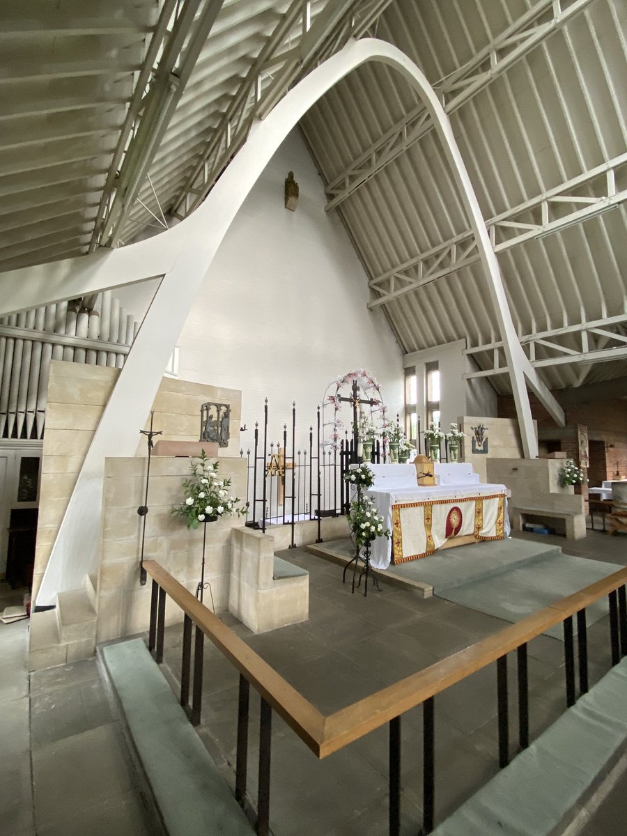 IanHayton's tweet photo. Heading back after a long day of church inspection and spotted the beautiful Church of St Leonard and St Jude, Doncaster was open! George Pace, 1957. Still futuristic #GeorgePace #architecture #Scawsby #Doncaster @easanet @RIBAYorkshire @DioceseofSheff @Satwinder_Samra https://t.co/pddqZBP9MC