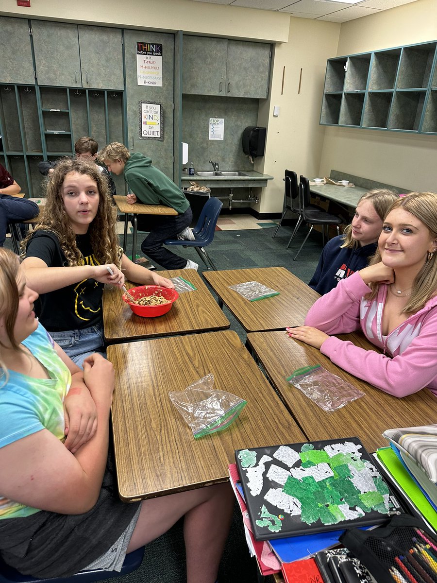 MissIsonPE's tweet photo. We made protein power bites today in 7th grade Health to end our nutrition unit! They’ll get to enjoy their final products tomorrow 😎 https://t.co/swSBbowfMp
