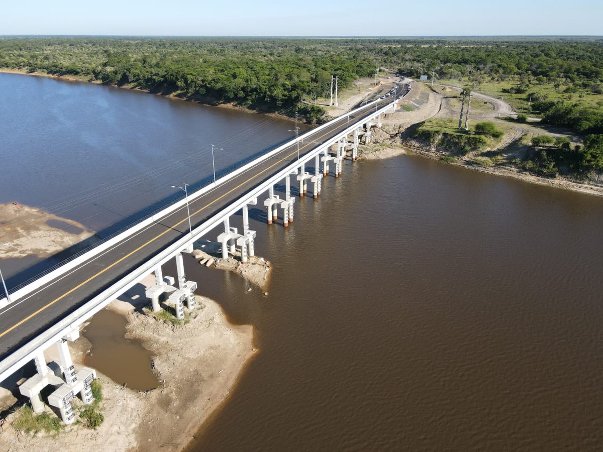 mopcparaguay's tweet photo. 🏗️ El #GobiernoNacional apuesta a la conectividad con 17.000 metros lineales de nuevos puentes de hormigón y, en menor medida, metálicos en todo el país.

Lee más 👉 https://t.co/wQ7FvUtbpb https://t.co/Ki4DbjyJUK