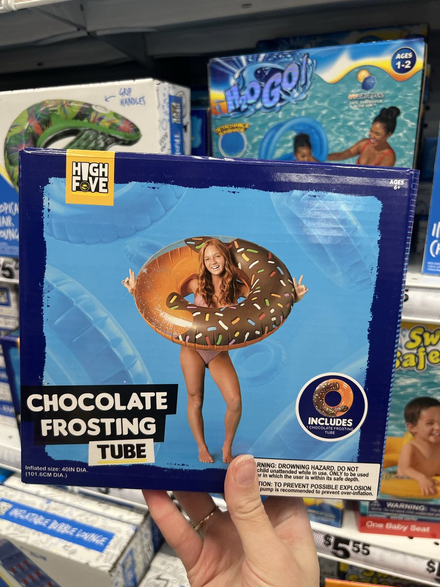 HolyokeMall's tweet image. Floats from @fivebelow 💭Which is your fav?  
#poolfloat #fivebelowfinds