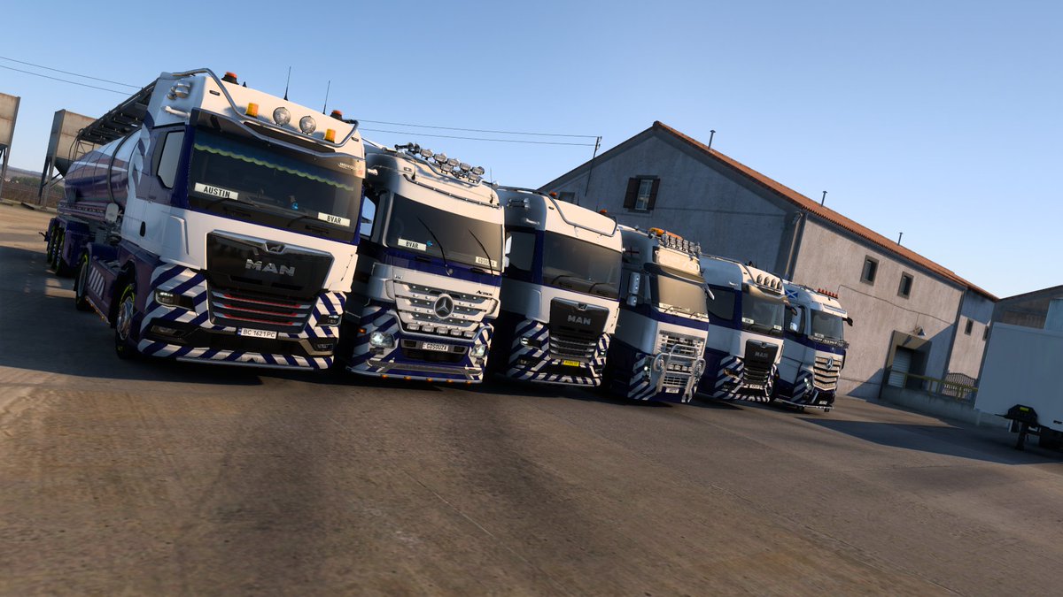 AustinNicholas0's tweet photo. Like London Buses! You wait ages for one and you get 3 turn up together. Great turn out by the guys over at @BVARTrucking. We have the brand new @MANtruckandbus TGX TG3. @SCSsoftware @ProModsETS2 #BestComunityEver #MANTG3TGX https://t.co/jDgVUTU3ot