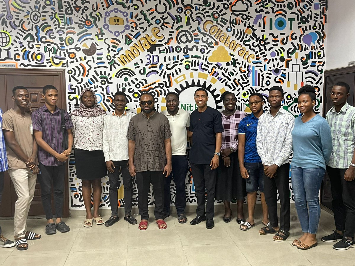 nithub_lag's tweet photo. Guess who came by the hub @UnilagNigeria today?
The Phenomenal @cobhamsasuquo 🤭
He also came with wisdom nuggets that have been imprinted on our hearts.
🎯 The best ideas are gotten when you have fun
🎯 Life isn't so hard, learn to live
🎯 Do what you love
#NitHub #Cobhams https://t.co/diSoEfj4e1