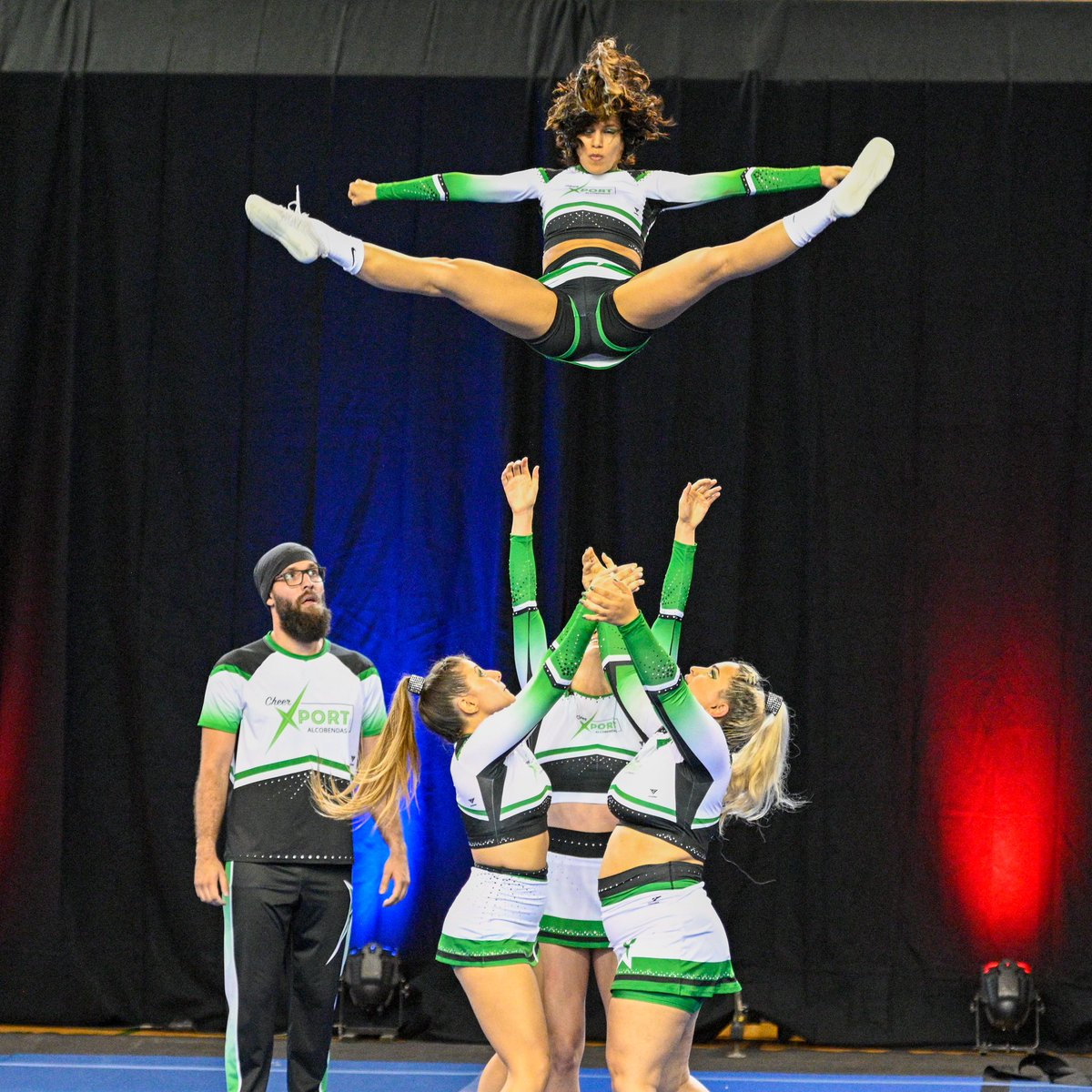 Campeonato de #España de Cheerleading.
.
.
#cheerleading #cheerleaders #esports #cheerup #cheerislife  #sportphotography #cheerleadingworlds #nikon #nikonphotography #nikonz7 #sport