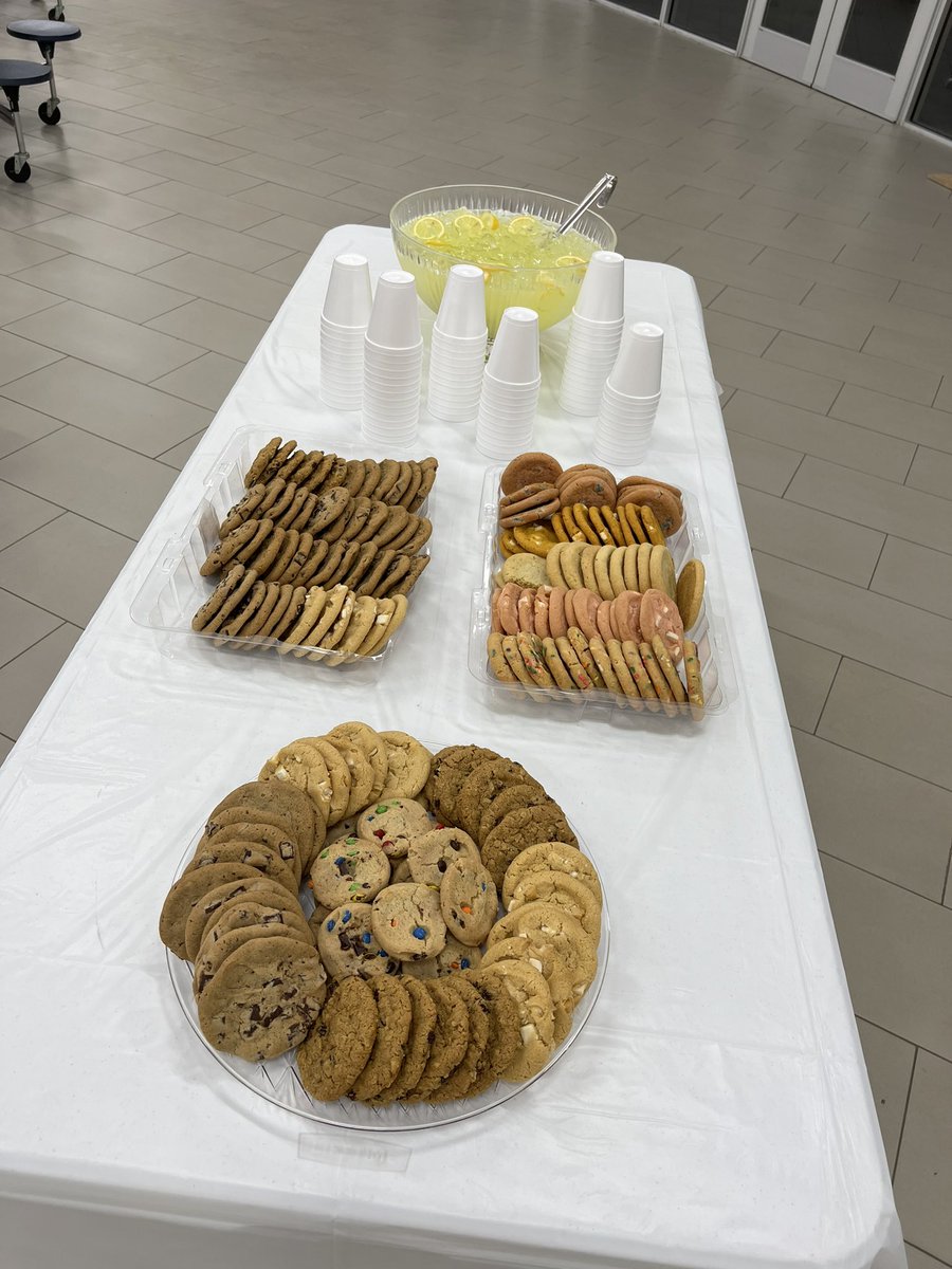 It’s a celebration!!!  <a href="/AvidMnhs/">MNHS AVID</a> <a href="/Avid/">Avid</a> <a href="/McKinneyNorthHS/">McKinney North HS</a> we have been validated as an AVID Demonstration School once again.  Thank you teachers for your commitment to student success!🧡🐶💙