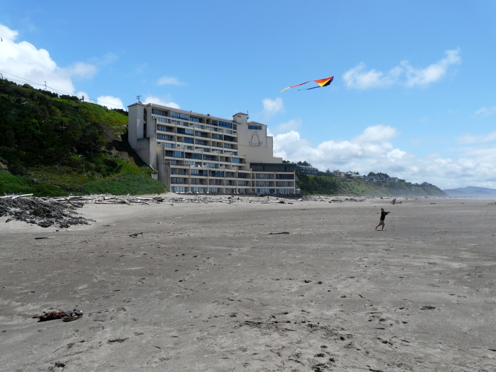 InnSpanishHead's tweet photo. Join us for an Early Summer 
Get A Way on the Oregon Coast! 

Stay 2 Nights Get your 
2nd night for 50% Off.
Now through June 29th 

call 541-996-2161 for more details

https://t.co/MgjEf8oSnI https://t.co/leS6sFujNk