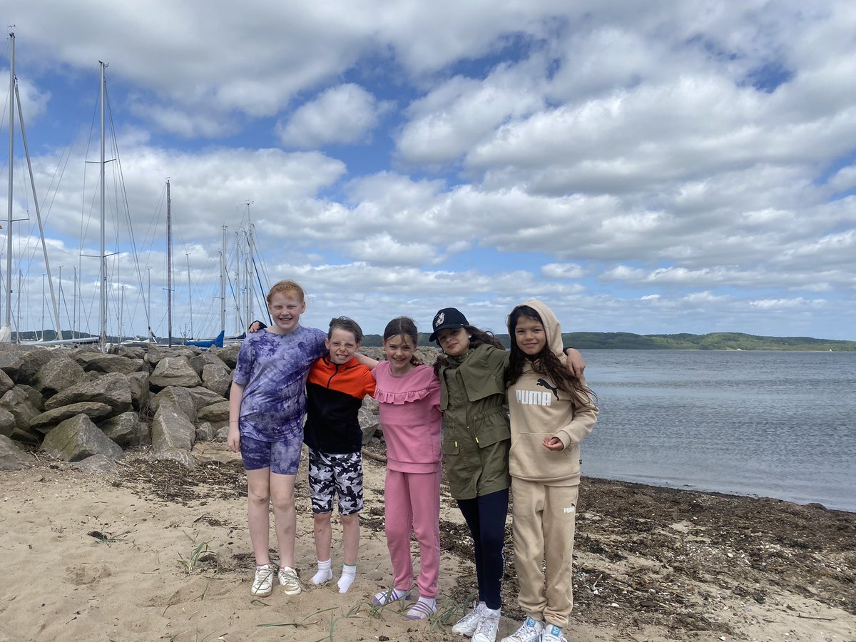 OakyDenmark's tweet photo. Today we visited the local beach where the children absolutely loved exploring and collecting shells! They were also fascinated by the flotsam! 🦀 🌊 https://t.co/3il3LcyHgA