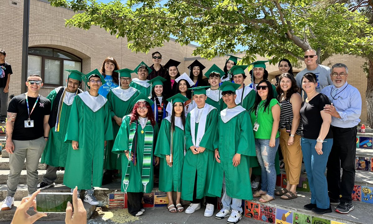 Longfellow Elementary Albuquerque tweet media