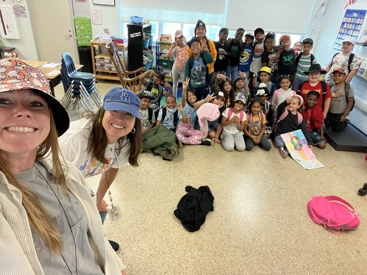 2ndGradeChronicles tweet media