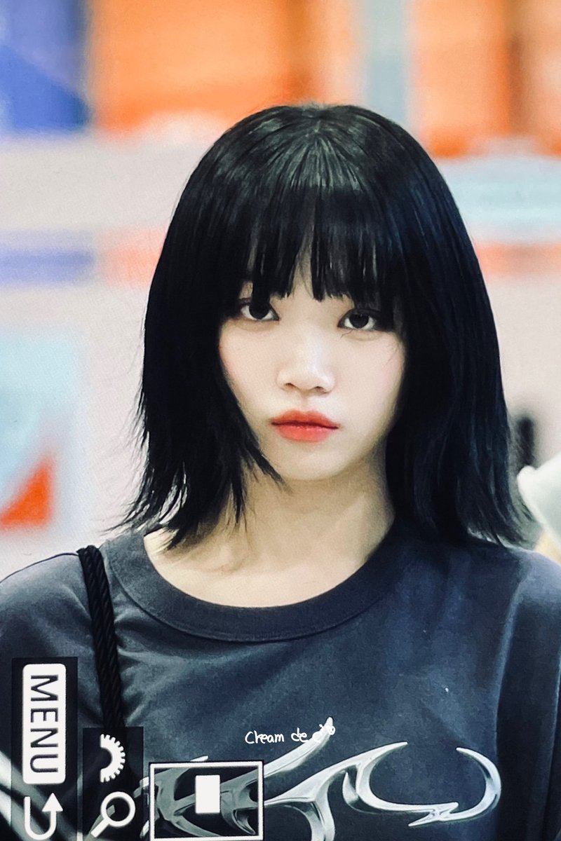 chaewonloops's tweet photo. chaewon being the most intimidating member of le sserafim: a thread https://t.co/FSxJOel3wK