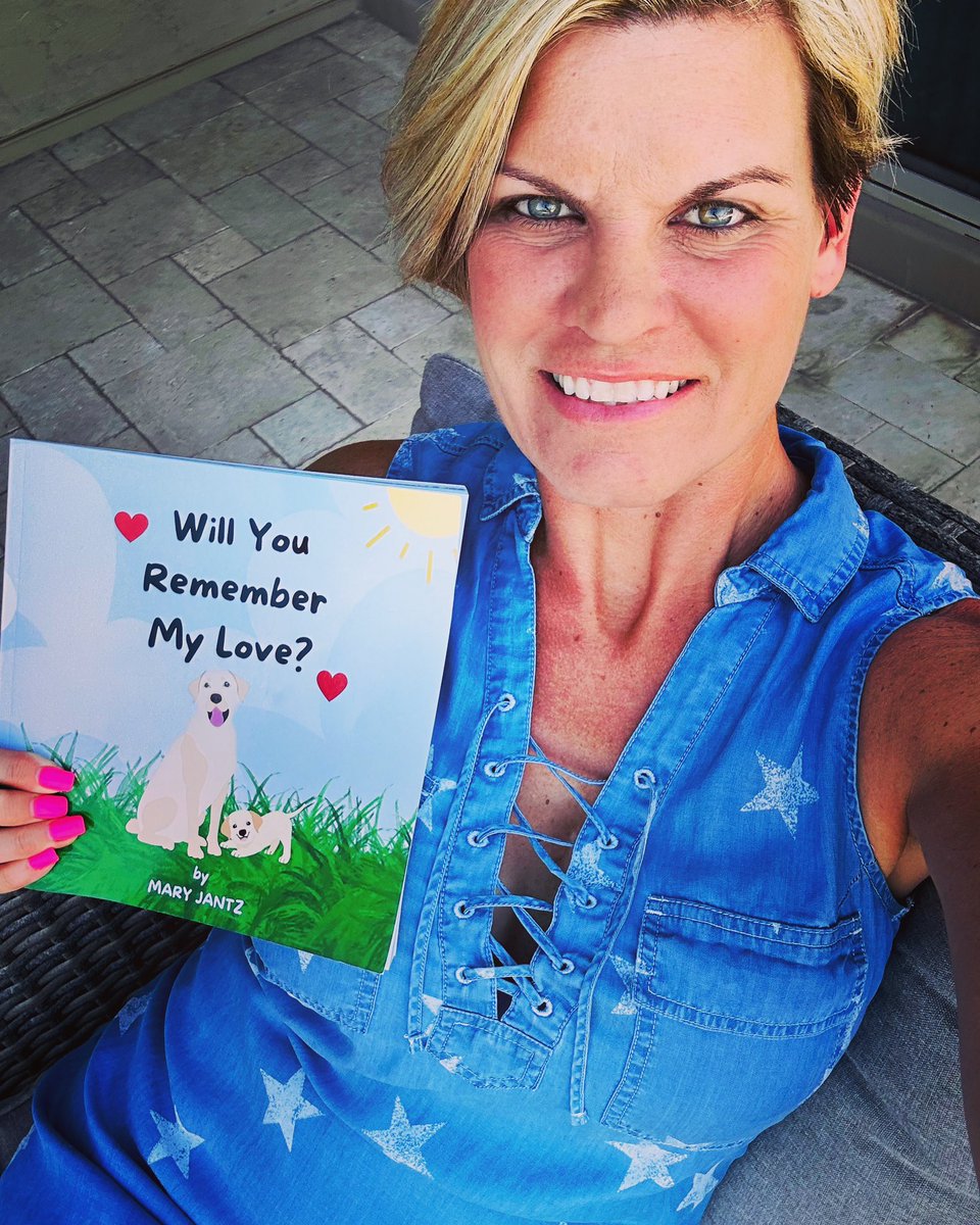 So excited for my 6th book to get published this week! A mother’s love is the strongest kind of love, that never, ever fades, at any age, whether with your child or far away. The power of love is beyond measurable. And Love will always win!
a.co/d/9zLyDMx