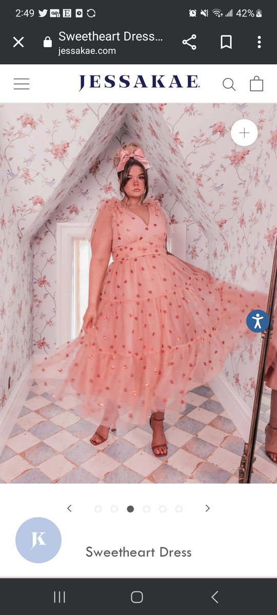 zeldasuccs's tweet photo. Got a text notification that THE SweetHeart Dress was back in stock on @jessakae's website at 11:47 and I purchased the dress and screamed before noon. SO excited I'll have the dress I want in time for my BILs wedding! 🍾🍾🍾🍾 https://t.co/0YOsv2WzCi