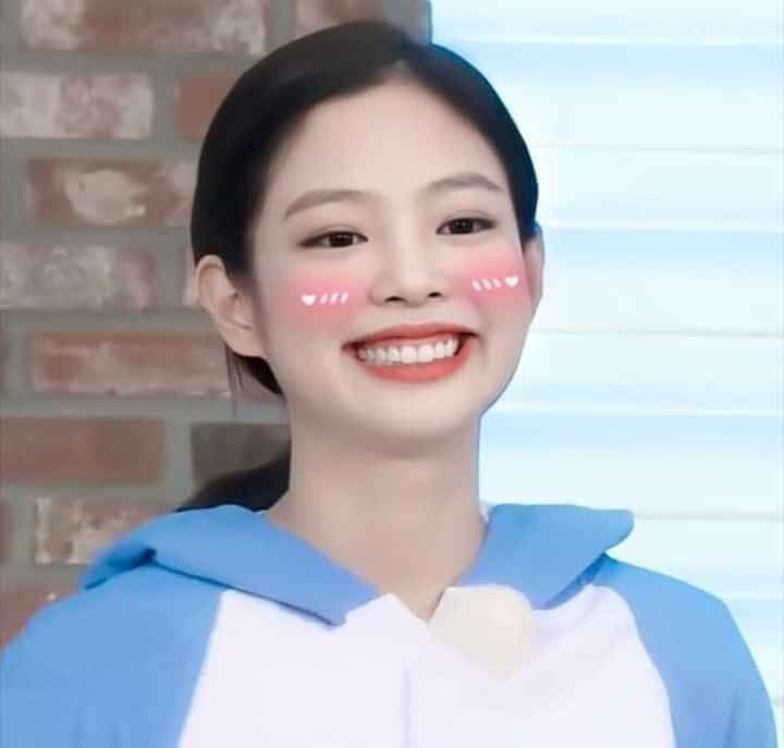 BlinkEstela's tweet image. WE LOVE YOU JENNIE😭🫶🏻