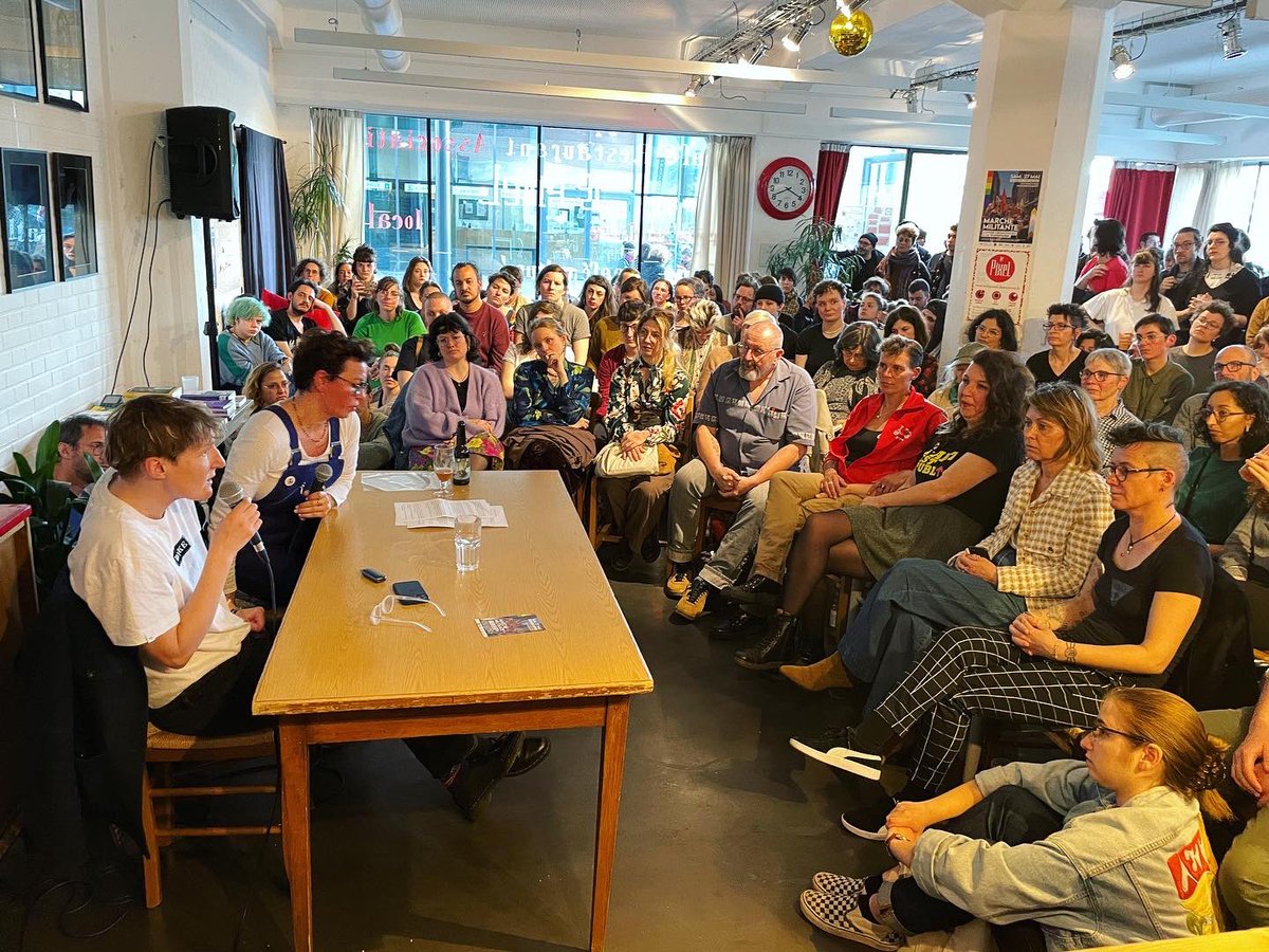 La venue de la militante #LGBTQ au café associatif Le Pixel à #Besançon. instagram.com/lepixelbesanco…