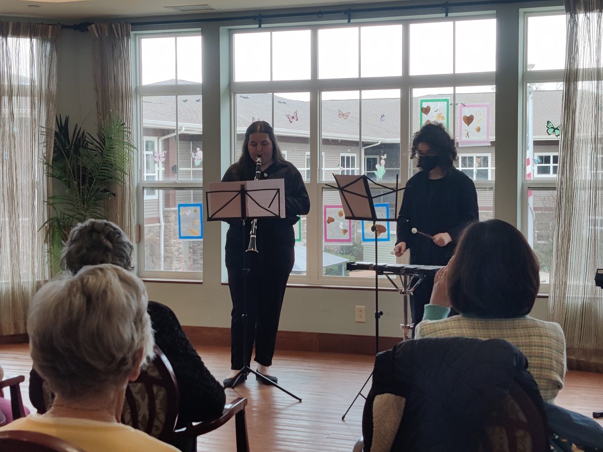 AYCO_Chamber's tweet image. Our last Chamber Music Program concert was such a huge success! Congrats to Gabe, Rex, Sam, Joanna, and Madison. #americanmusicinstitute #musiclessonsforkids #chicagoyouthorchestra #orchestrakids #chamberorchestra #orchestramusician