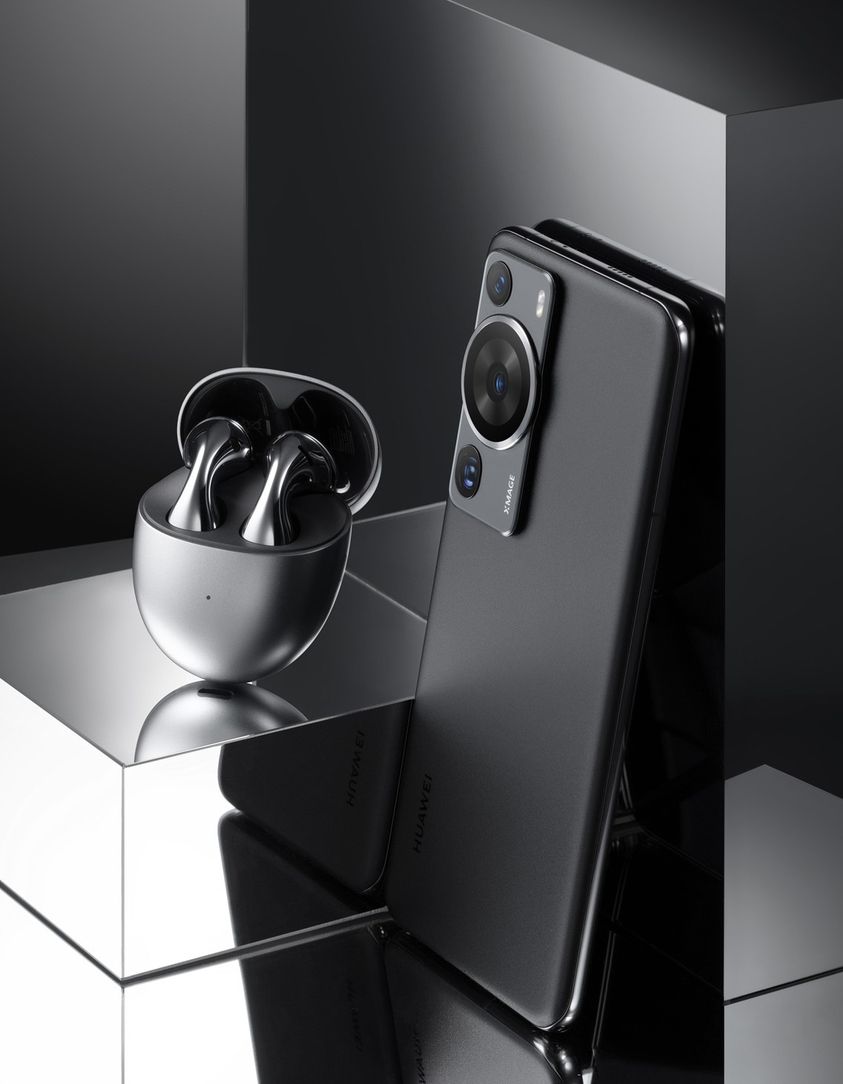 EseErick's tweet image. Qué piezas de tecnología las de Huawei, orgullo total. Máximo diseño, máximo performance #HuaweiP60Pro #HuaweiFreebuds5 #MakeItPossible