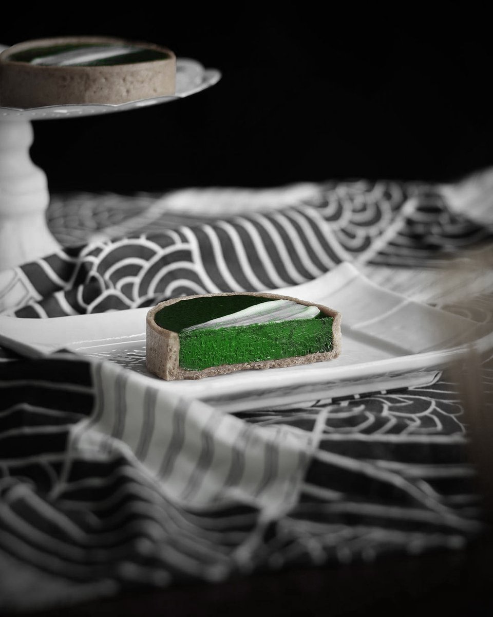RT Matchaeologist "#Matcha 🌿 #Caramel #Tart  — is always a good idea! Raise your hand if you’d like a piece of this mouthwatering #MatchaCreation captured by @ e.a.t.i.t_.

👉 Head to bit.ly/matchaeologist to learn more about our range of ceremonia… "