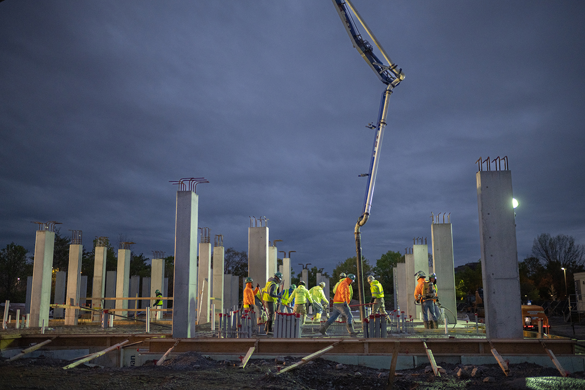 EastWestbrook's tweet image. Another day, another milestone reached. We're making steady progress on our @ResidenceInn project in Nashville, TN. 

#ConstructionUpdates #ConcreteConstruction #ComplexConstruction #ConstructionTeam #IndustrialConstruction #StructuralConcrete #GeneralConstruction