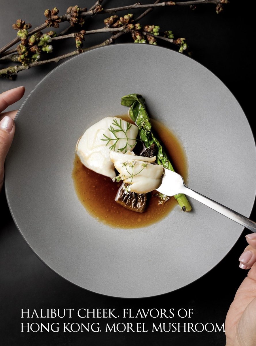 TABLE ONE by <a href="/ChefAlexChen/">Alex Chen</a> <a href="/blvdyvr/">Boulevard</a> 
This intimate dinner series is offered one evening per month &amp; features a multi-course set menu highlighting seasonal, locally-sourced ingredients like #WildPacificHalibut Cheeks. Book here: exploretock.com/boulevard/even… #BuyBC