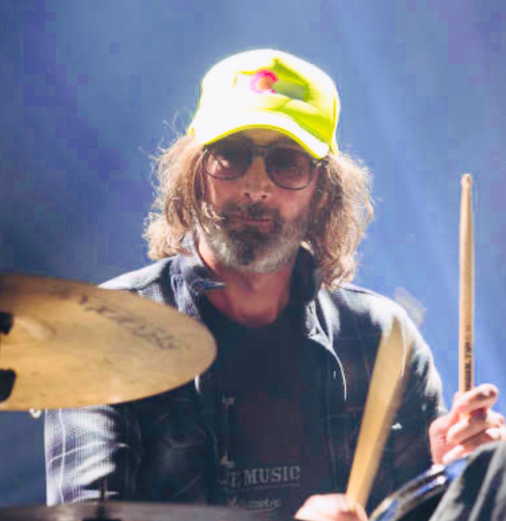 Dopplegangers: Paradise Tanager resident of the tropical rainforests of the Amazon basin often travelling in flocks with groups of other species &amp; Bryan Devendorf of <a href="/TheNational/">The National</a> but also <a href="/LNZNDRF/">LNZNDRF</a> &amp; Royal Green, the former recently gifting us Tropic Morning News #birds #twins