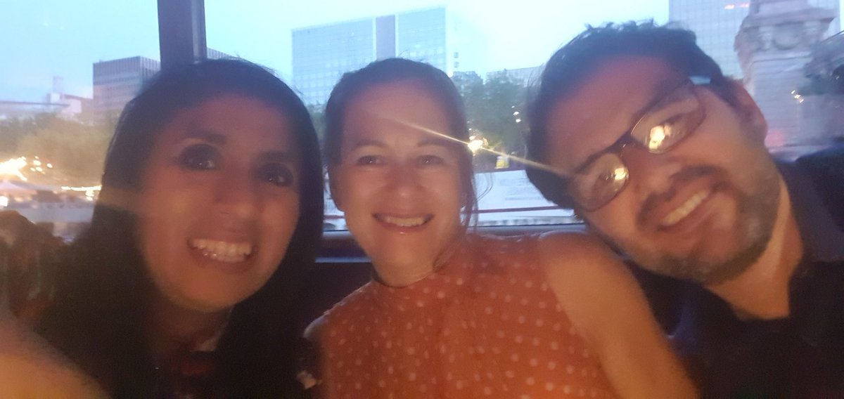 FerrahChoudhary's tweet photo. Great night in Paris on The Seine Dinner cruise. Thank you @AquilantElectr1 for a very memorable evening.#Paris #EuroPCR23 https://t.co/cpRYLISGZt