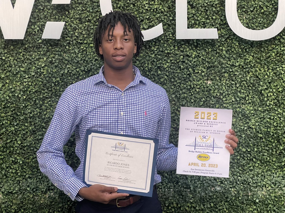 Proud and blessed to be a #BBEA23 nominee 🙏🏽!! #AGTG <a href="/SCFootballHOF/">SCFootballHOF</a> <a href="/scbridgebuilder/">Bridge Builder Excellence Community</a> #BBEA23Day #SCTop10N2030