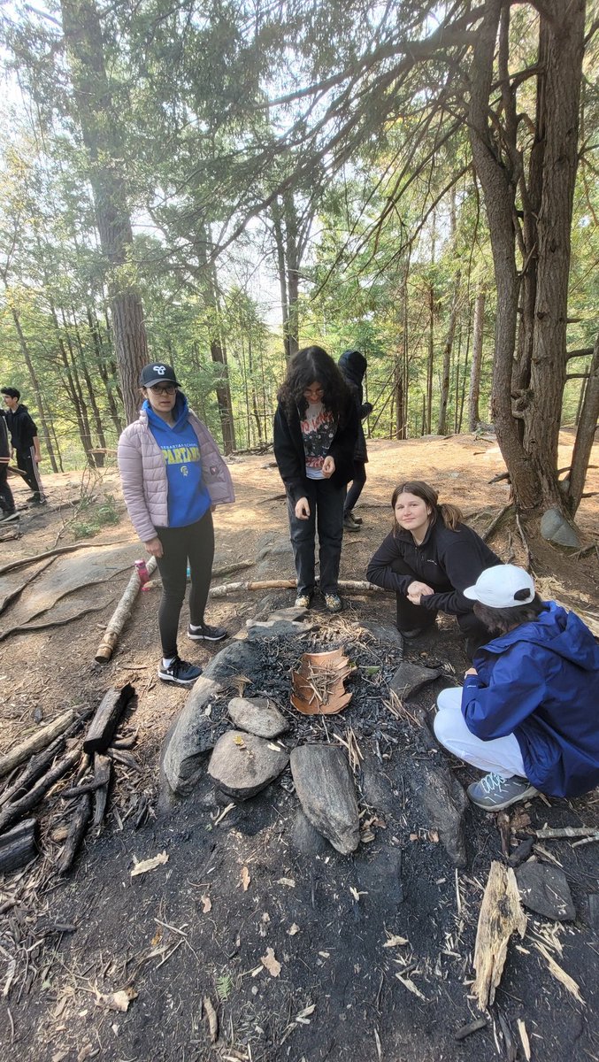 mrs_kitney's tweet image. Fire building @SebastianDPCDSB #grade8 #Classof2023