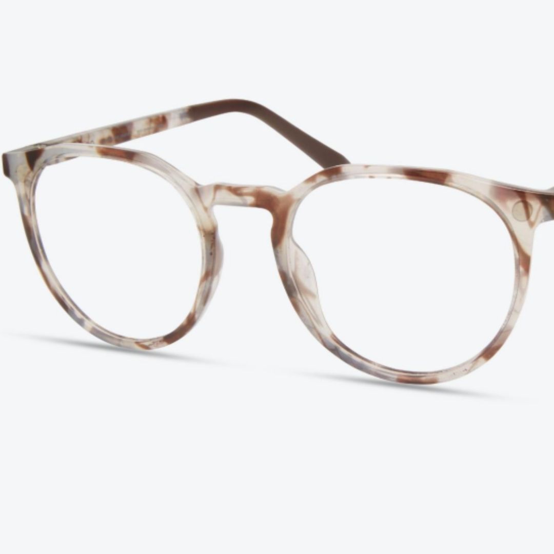 OBlayfer's tweet photo. ¡Todos listos para el verano? ¡Asegúrate de mantenerte a la moda con nuestras nuevas gafas de sol! 

¡Estas modernas gafas de sol están diseñadas con los últimos estilos para que te sientas seguro al lucir lo mejor en cada ocasión!

¡No esperes más!

#gafas #gafasgraduadas #gafas https://t.co/p70YeJk7pm