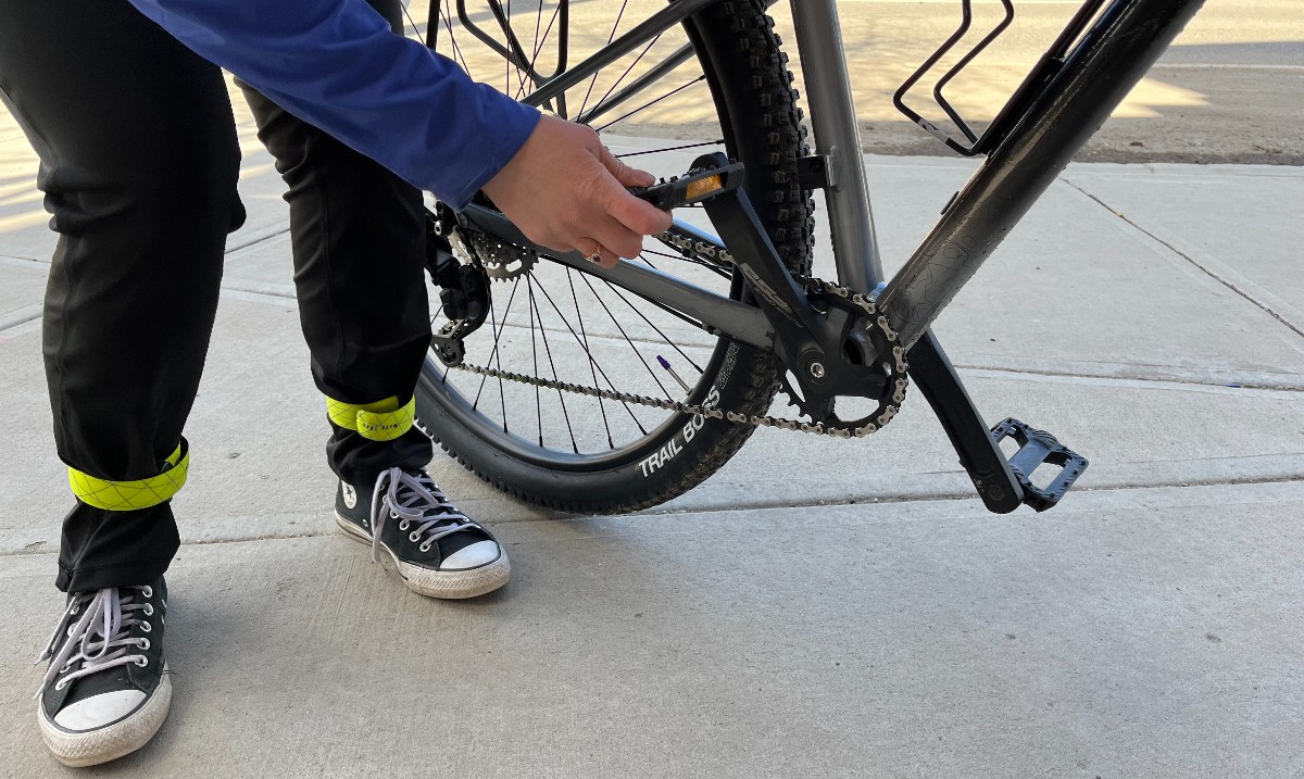 SGItweets's tweet photo. Do you inspect your bicycle frequently? 🧐 It’s a good idea.

🚲 Make sure brakes and chain work properly.
🚲 Check that tires are fully inflated.
🚲 Ensure seat and handlebars are tightly secured. https://t.co/NNdEGplke8
